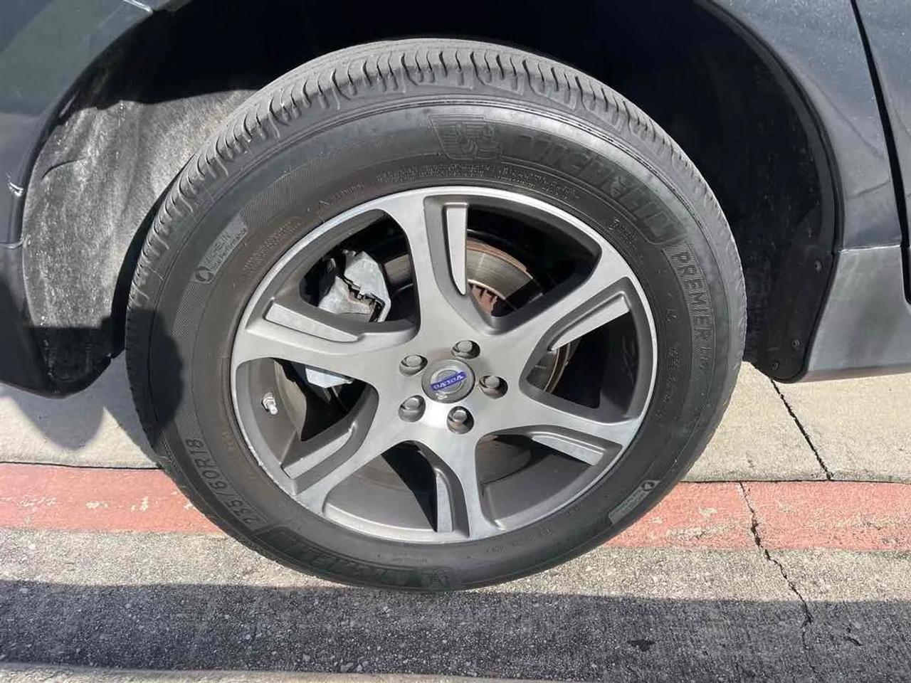 Volvo XC60 AWD 4dr T6 2013