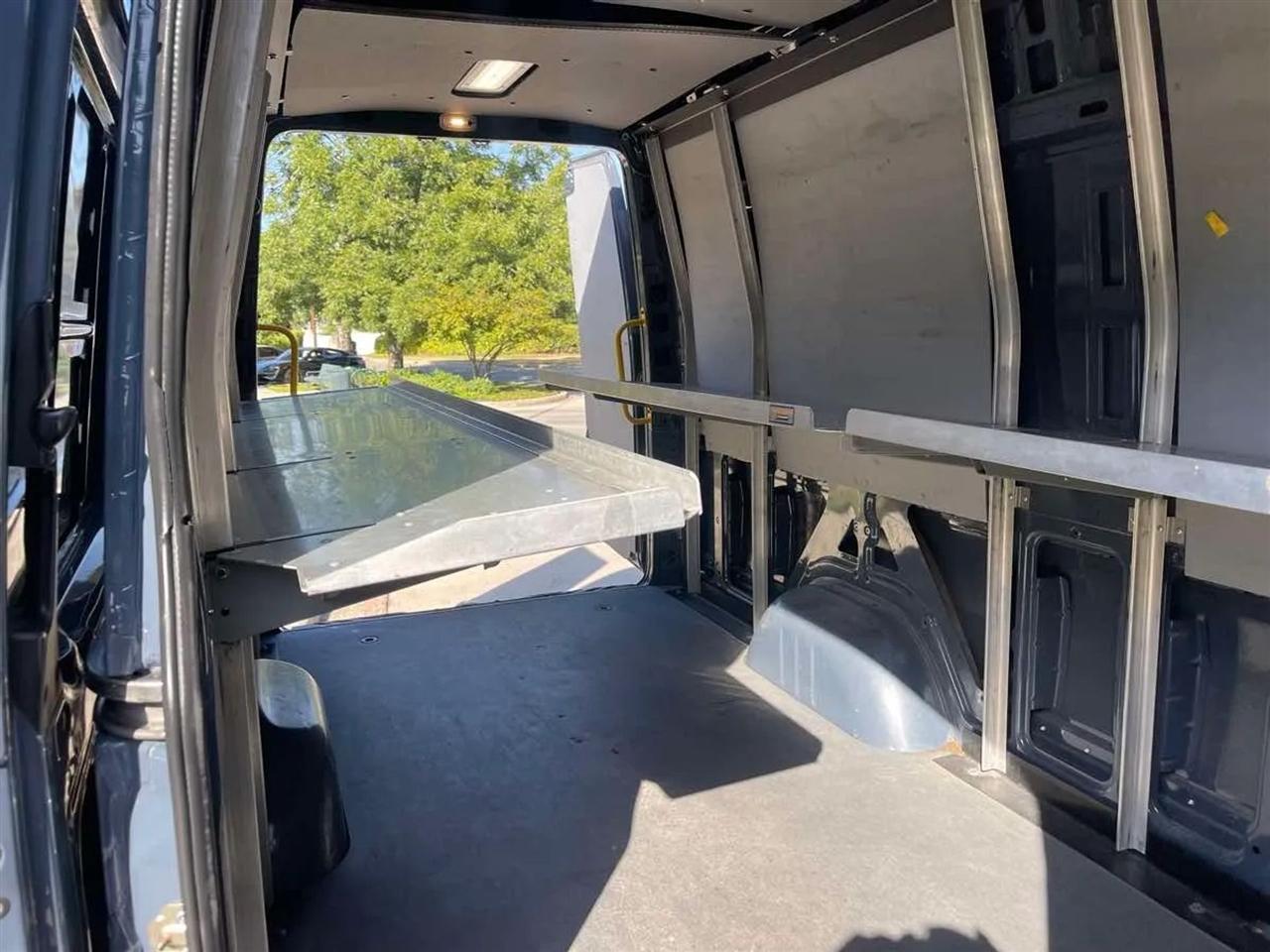 Mercedes-Benz Sprinter Van 2500 High Roof V6 170" RWD 2019
