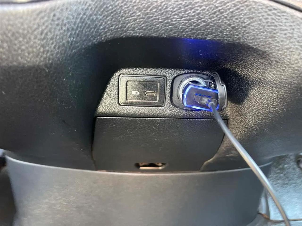 Mercedes-Benz Sprinter Van 2500 High Roof V6 170" RWD 2019