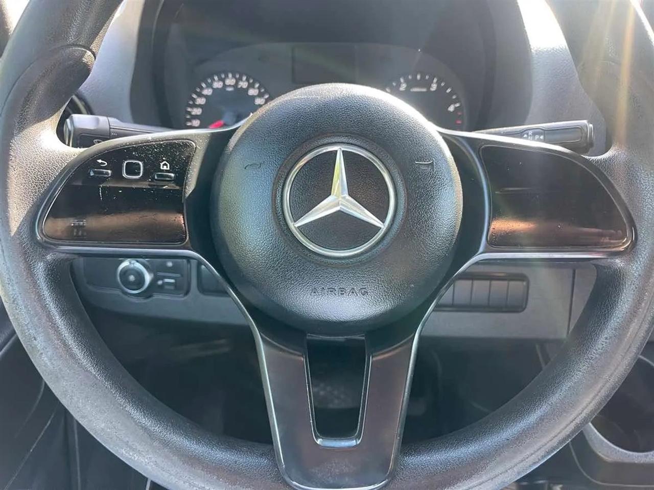 Mercedes-Benz Sprinter Van 2500 High Roof V6 170" RWD 2019