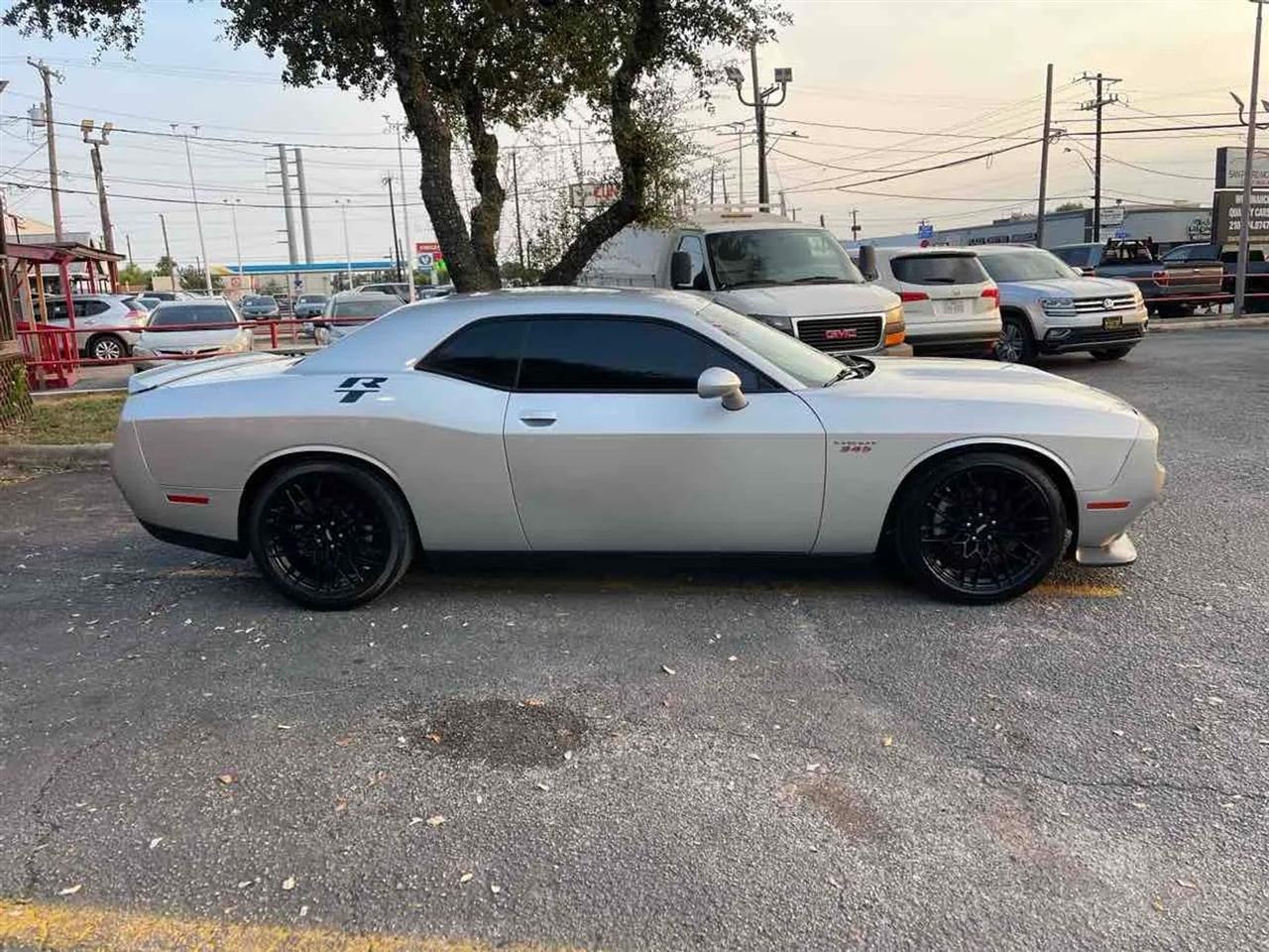 Dodge Challenger R/T RWD 2020
