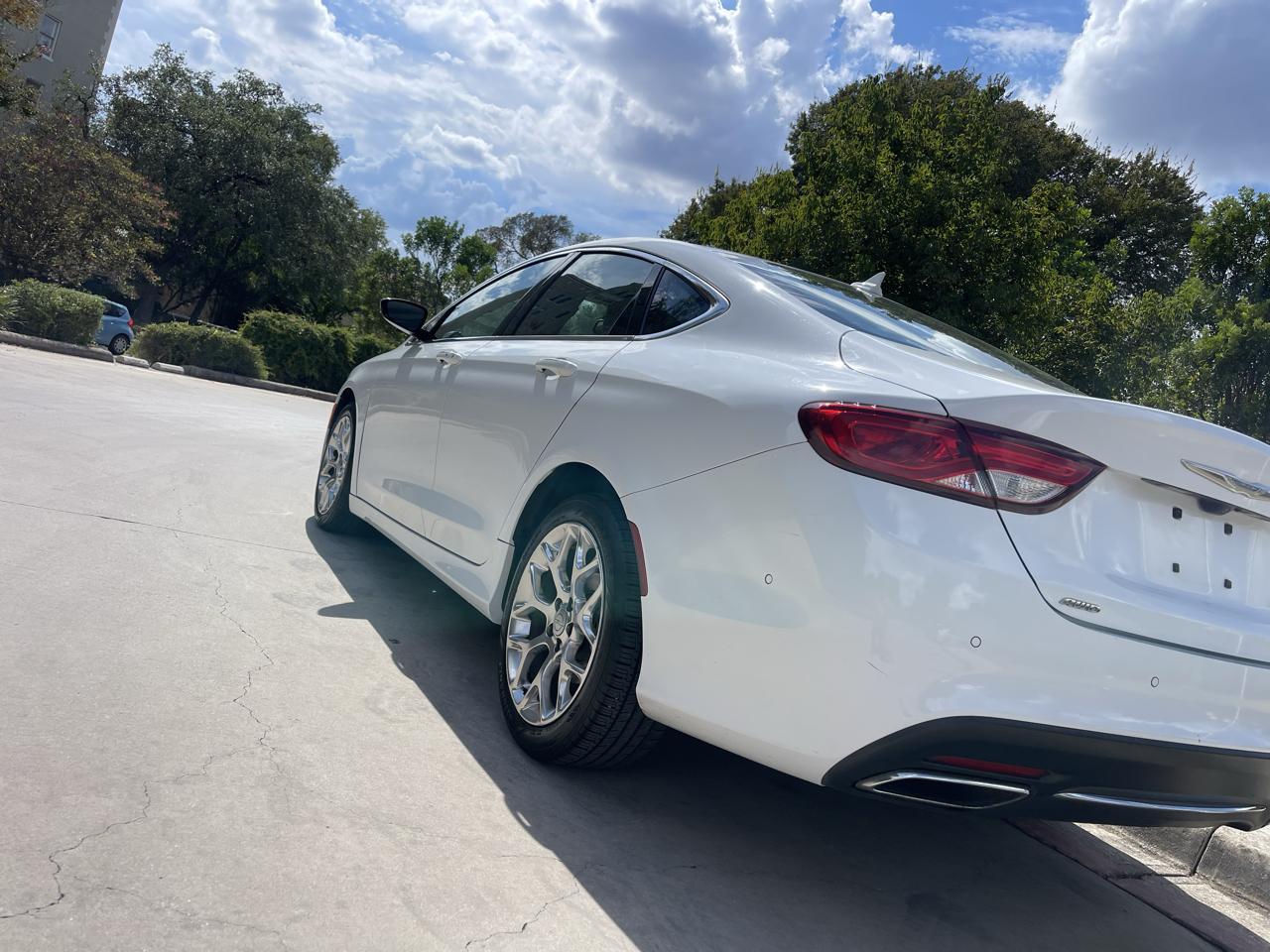 Chrysler 200 4dr Sdn C AWD 2015