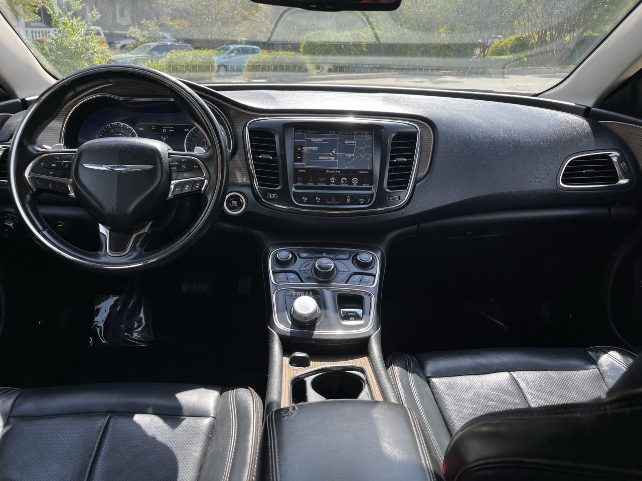 Chrysler 200 4dr Sdn C AWD 2015