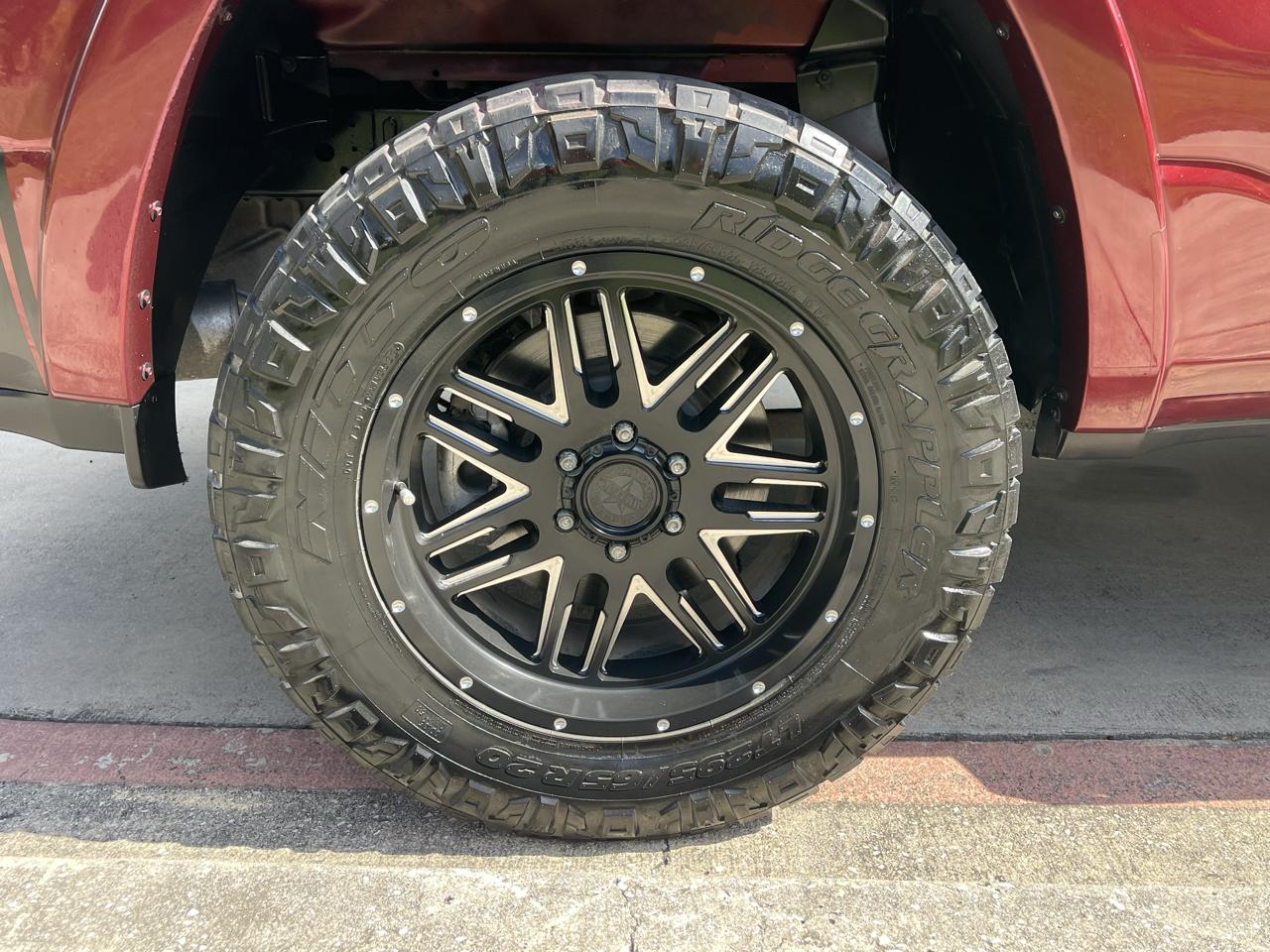 RAM 1500 Laramie 4x4 Crew Cab 5'7" Box 2022