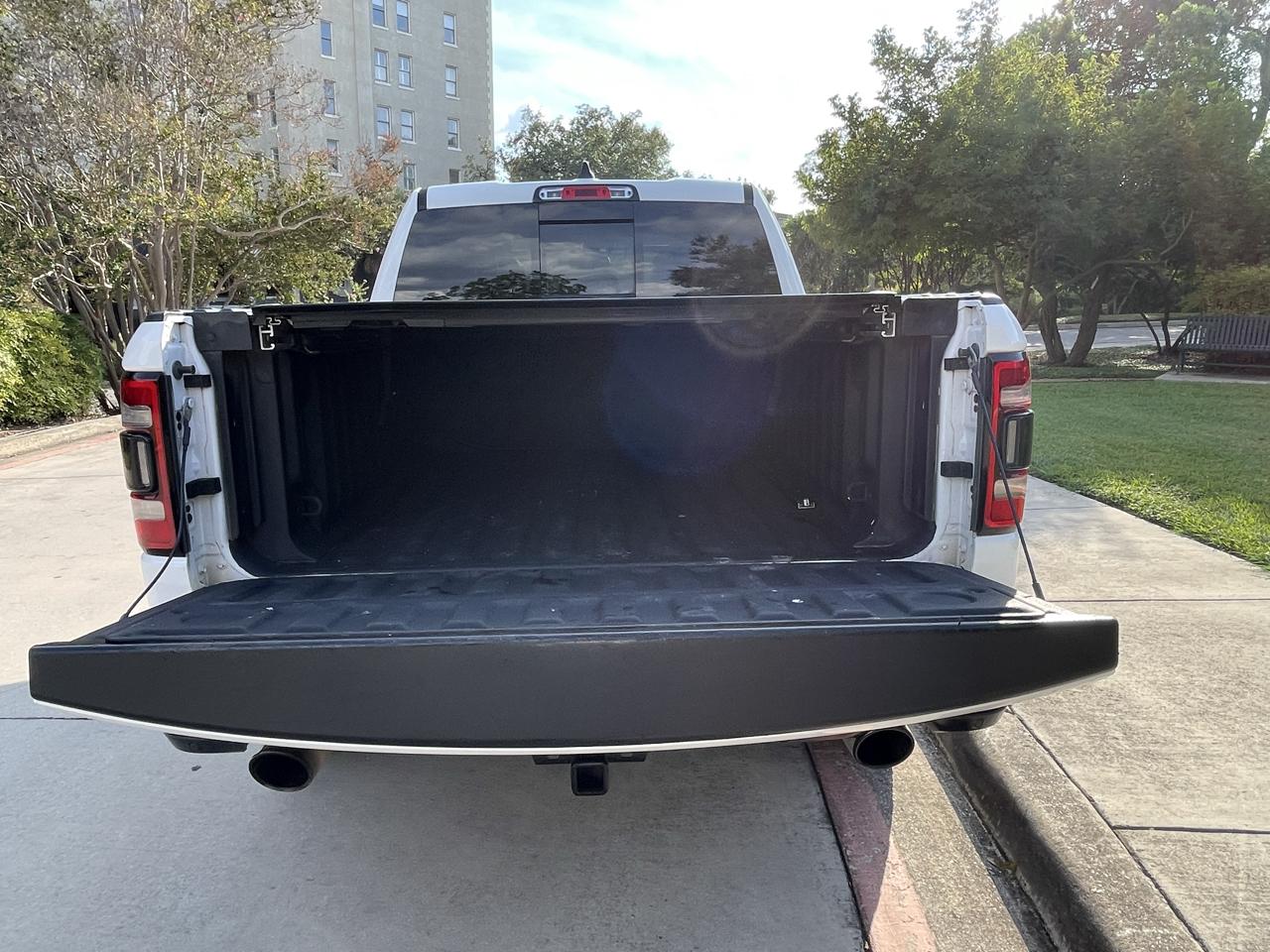 RAM 1500 Rebel 4x4 Crew Cab 5'7" Box 2019