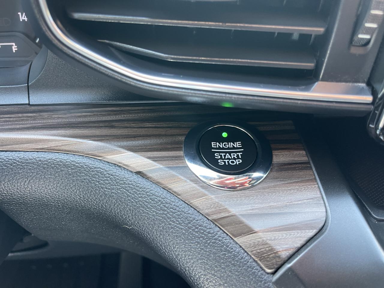 Ford Explorer Limited RWD 2020