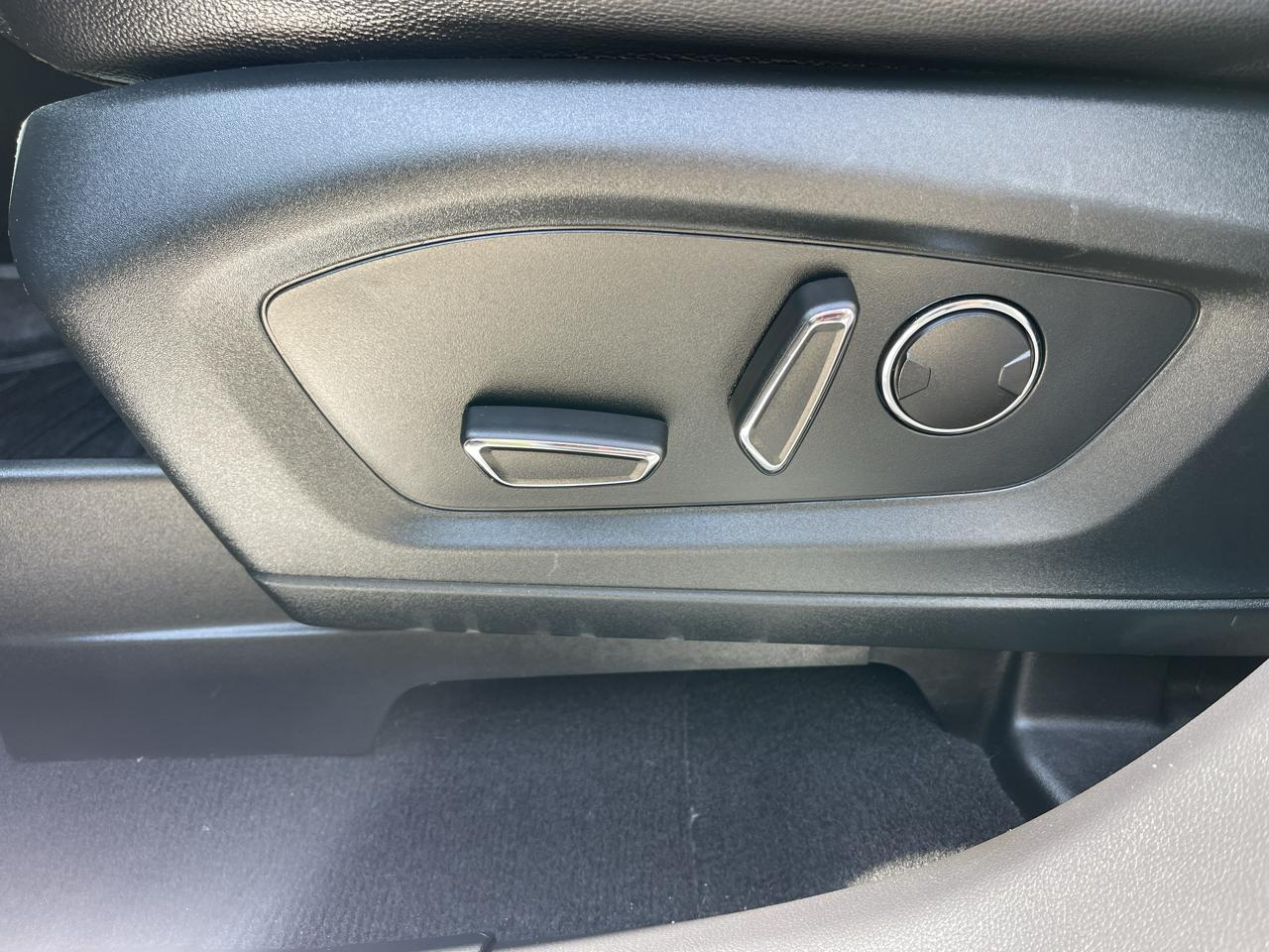 Ford Explorer Limited RWD 2020