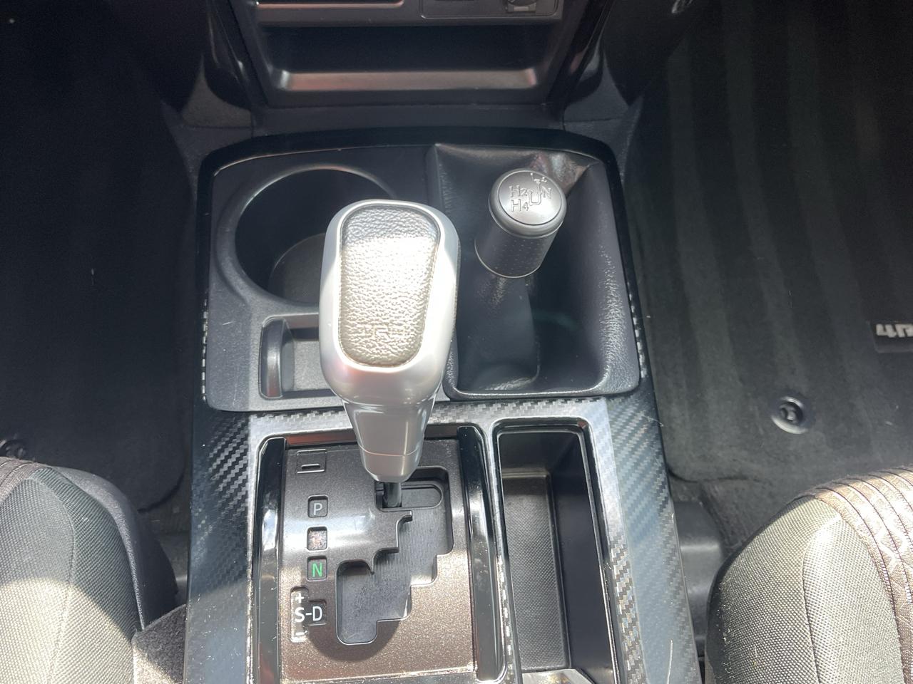 Toyota 4Runner SR5 4WD (Natl) 2020