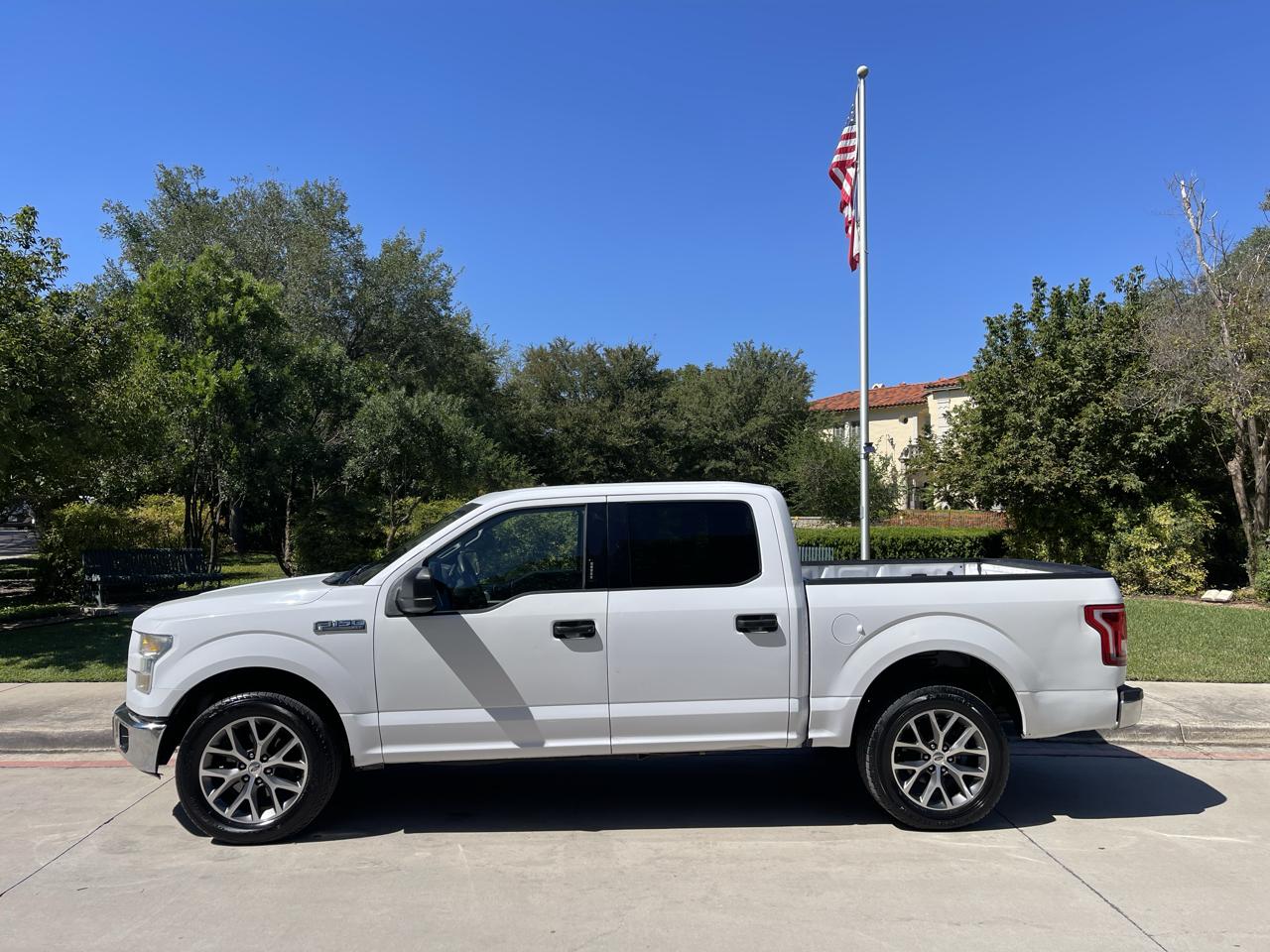 Ford F-150 2WD SuperCrew 157" XLT 2015