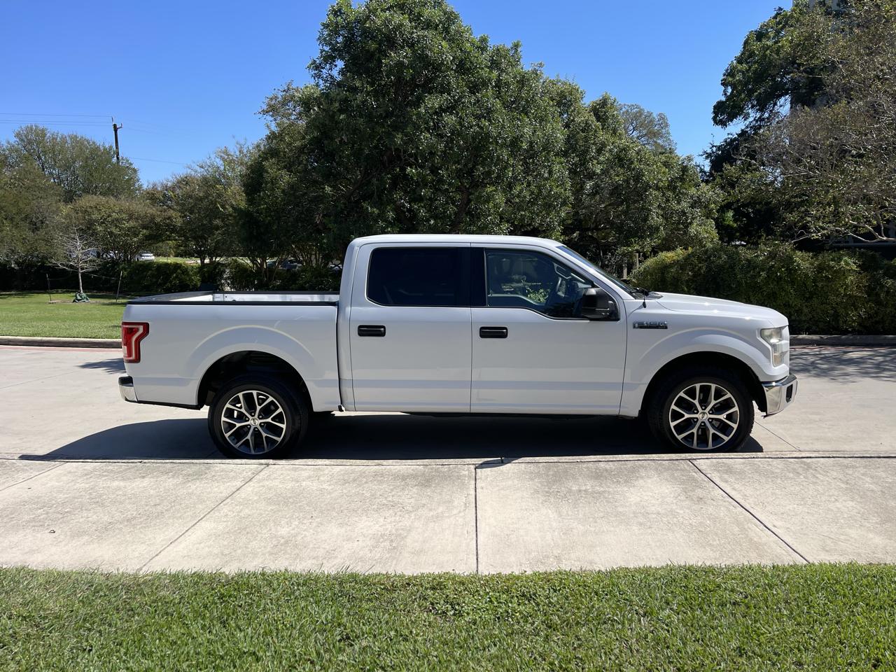 Ford F-150 2WD SuperCrew 157" XLT 2015