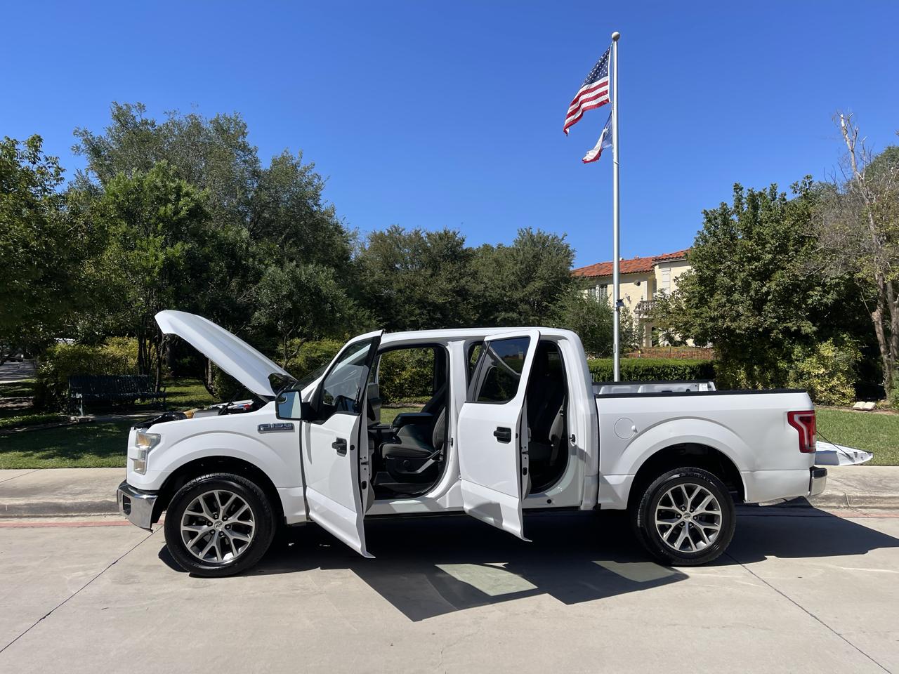 Ford F-150 2WD SuperCrew 157" XLT 2015