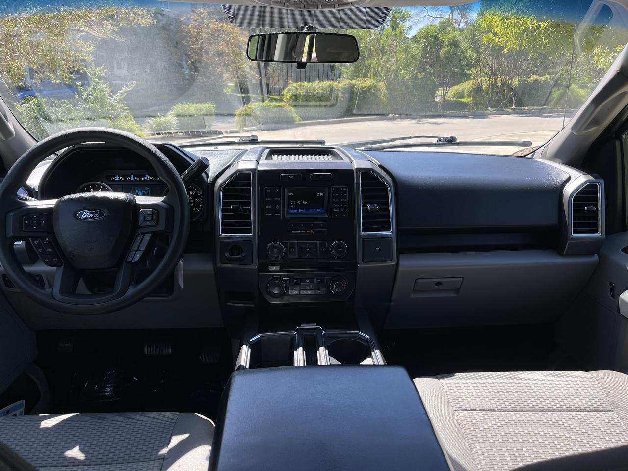 Ford F-150 2WD SuperCrew 157" XLT 2015