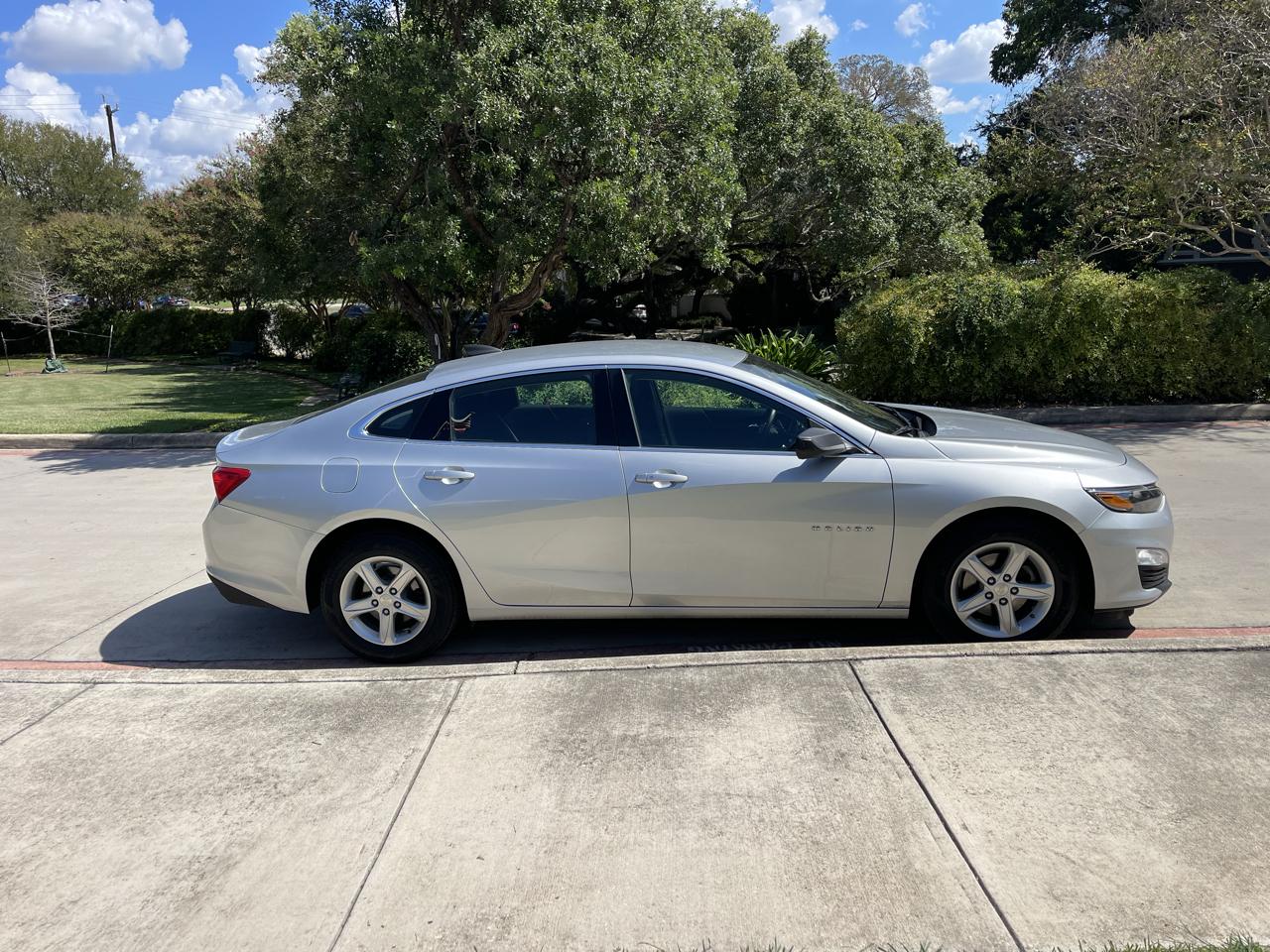 Chevrolet Malibu 4dr Sdn LS w/1LS 2020