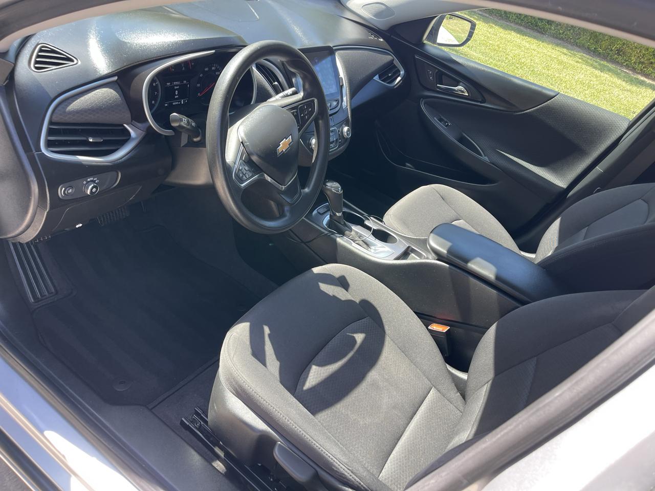 Chevrolet Malibu 4dr Sdn LS w/1LS 2020
