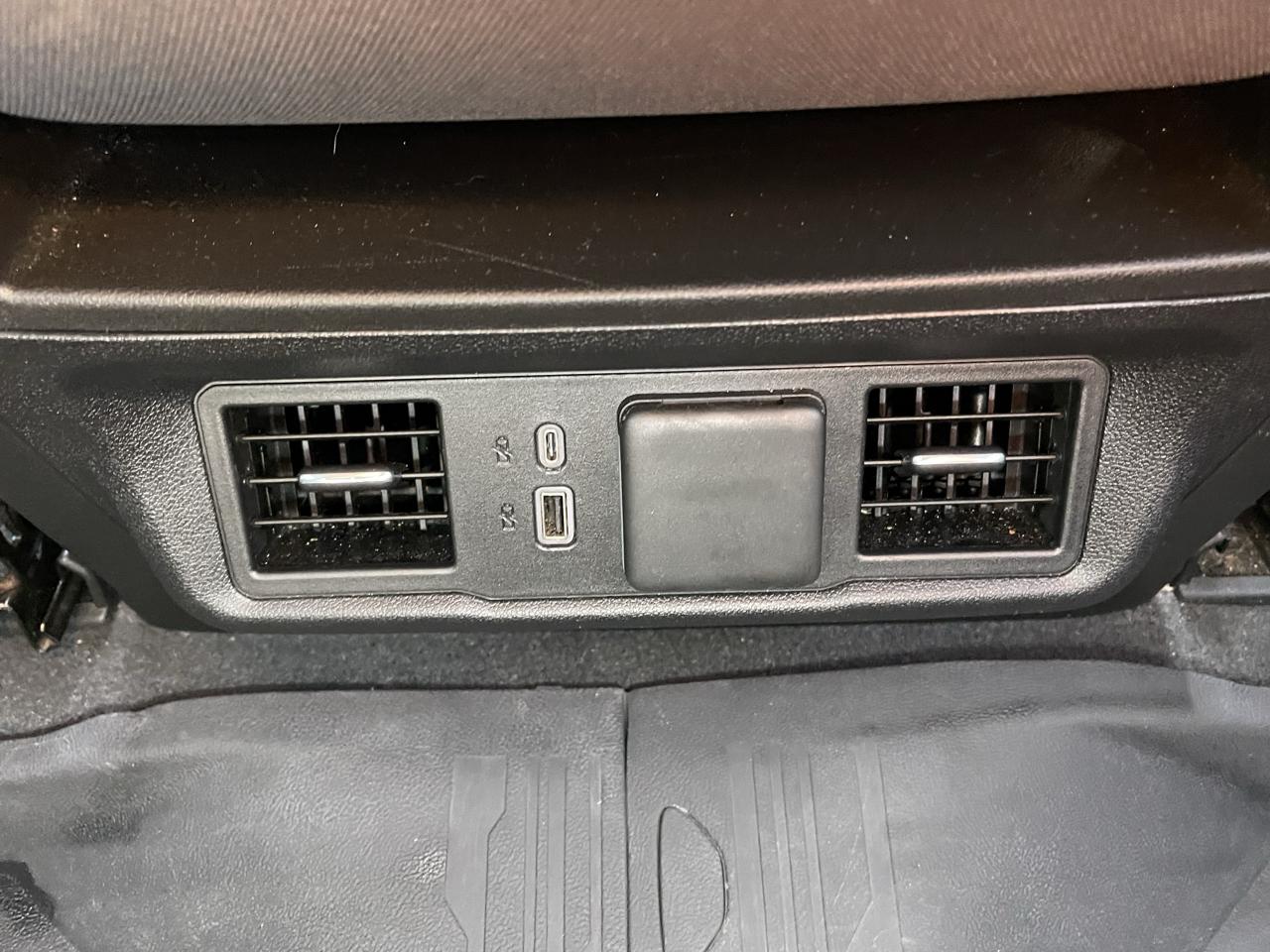 GMC Sierra 1500 4WD Crew Cab 147" Elevation w/3SB 2024