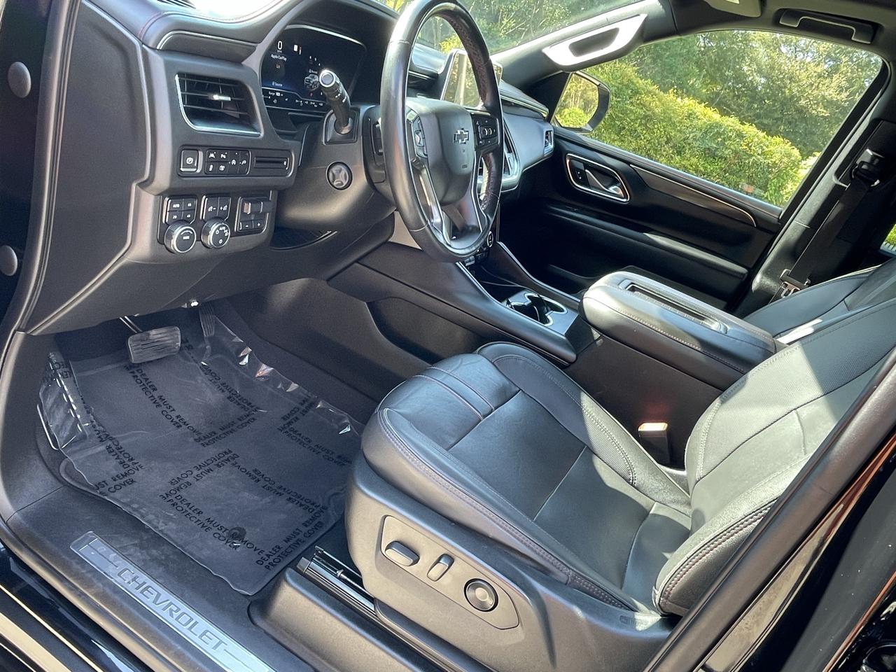 Chevrolet Suburban 4WD 4dr RST 2022