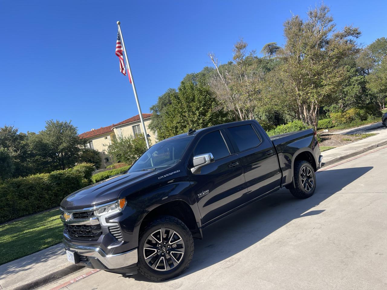 2022 Chevrolet Silverado 1500 2WD Crew Cab 147" LT