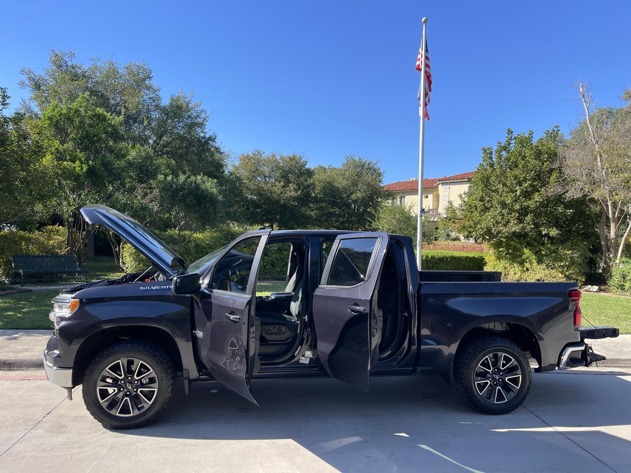 Chevrolet Silverado 1500 2WD Crew Cab 147" LT 2022