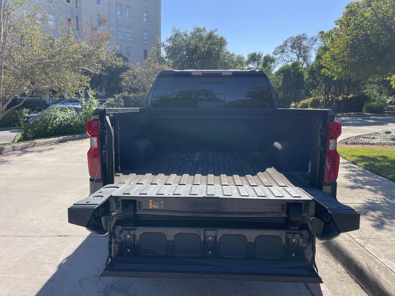 Chevrolet Silverado 1500 2WD Crew Cab 147" LT 2022