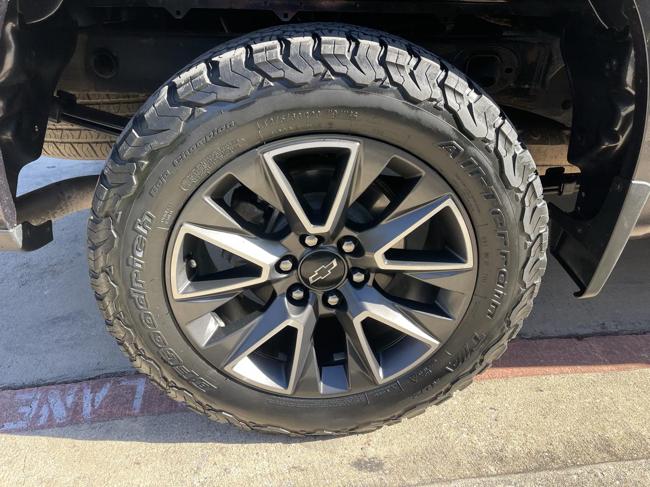 Chevrolet Silverado 1500 2WD Crew Cab 147" LT 2022