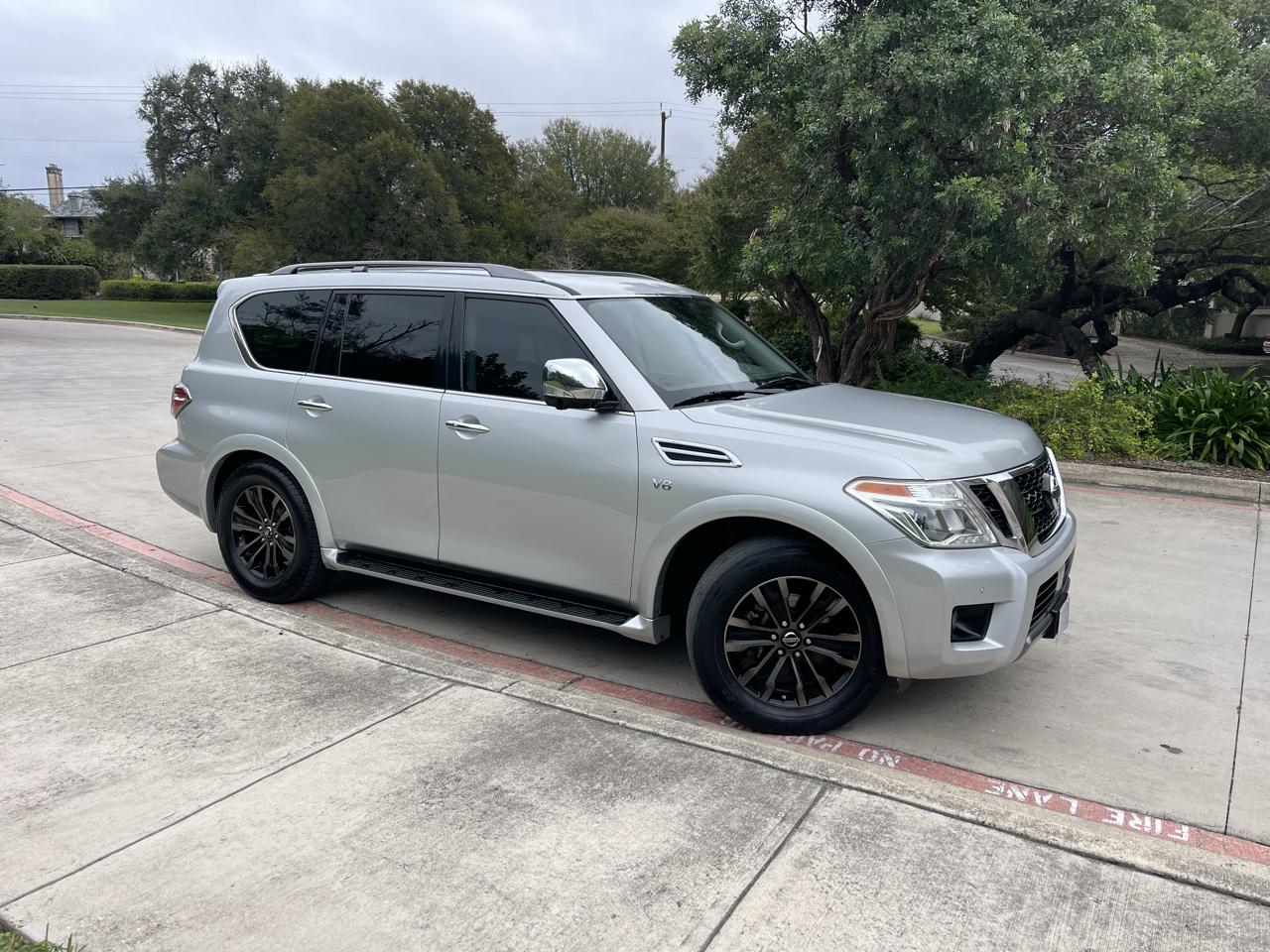 Nissan Armada 4x4 Platinum 2019