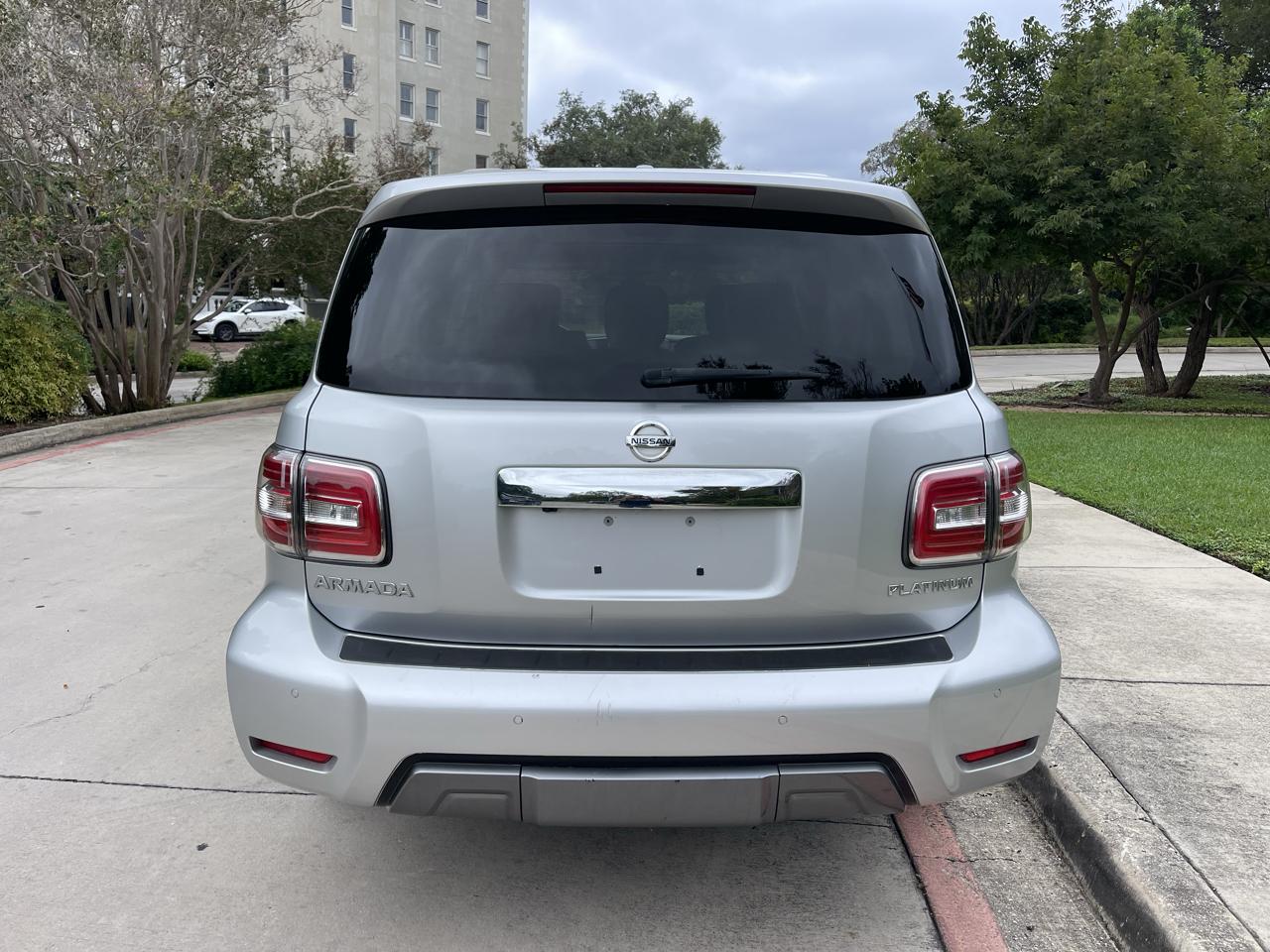 Nissan Armada 4x4 Platinum 2019