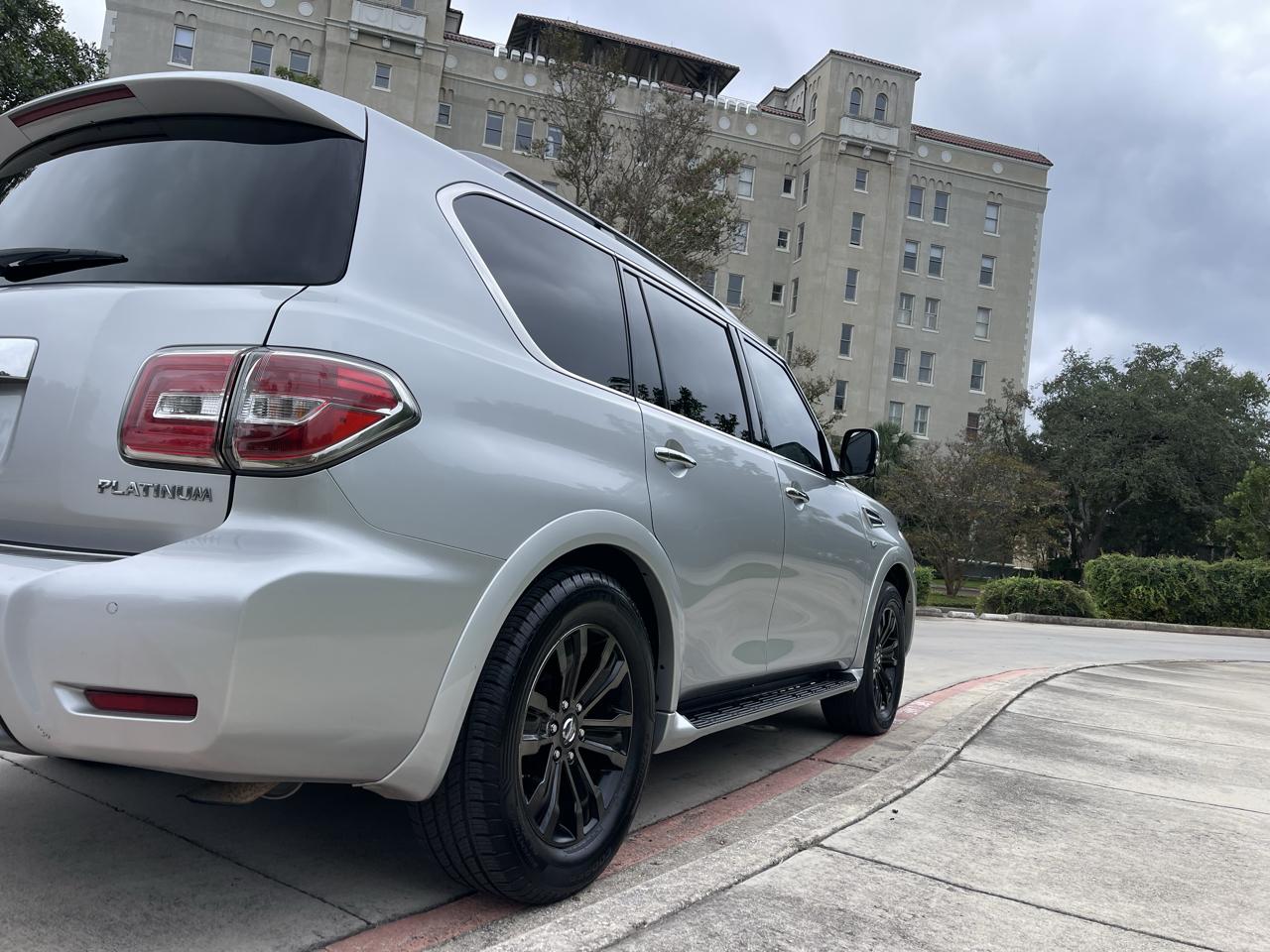 Nissan Armada 4x4 Platinum 2019