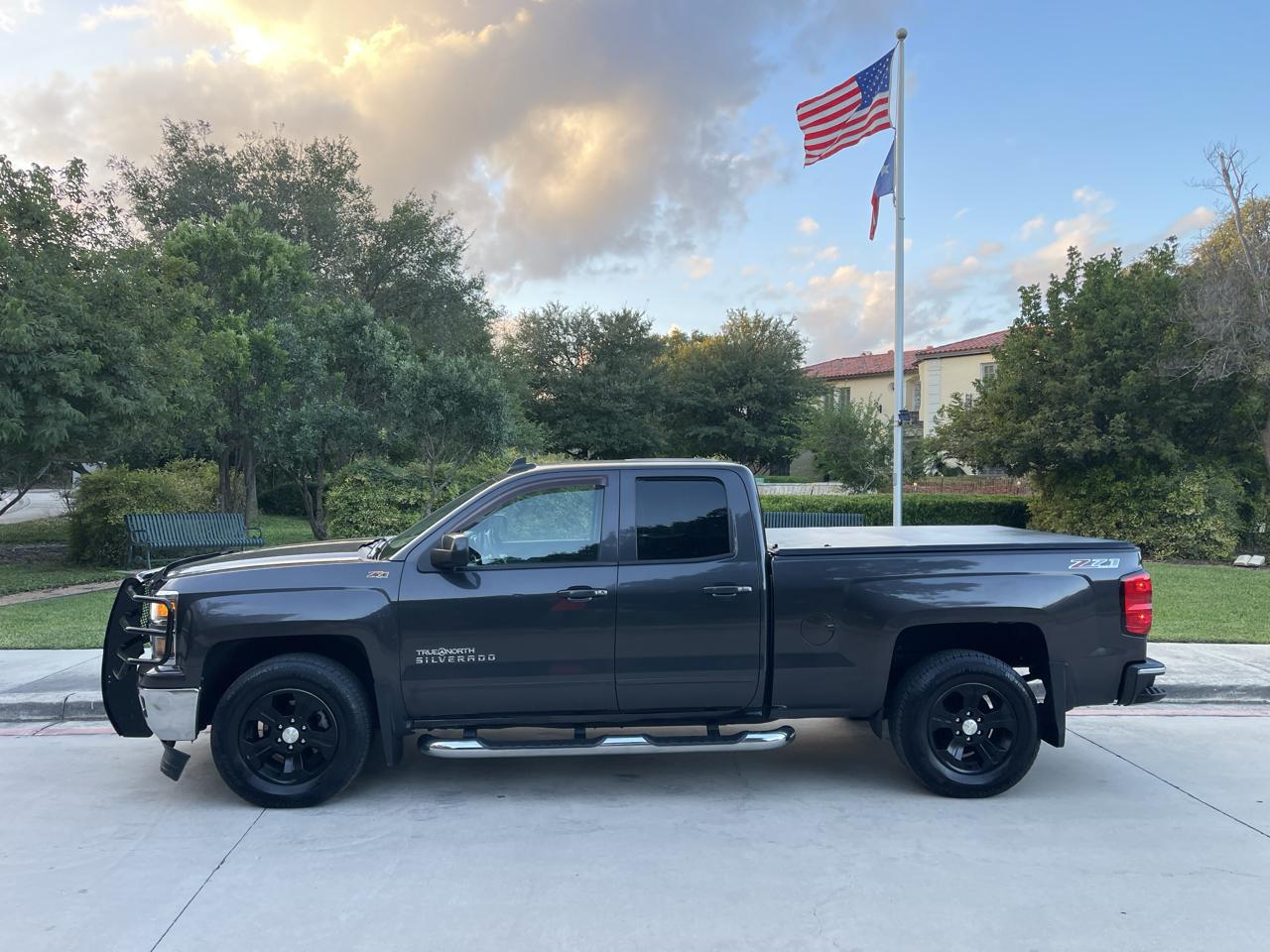 Chevrolet Silverado 1500 4WD Double Cab 143.5" LT w/1LT 2015