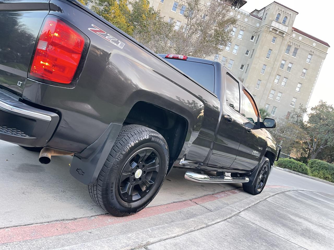 Chevrolet Silverado 1500 4WD Double Cab 143.5" LT w/1LT 2015