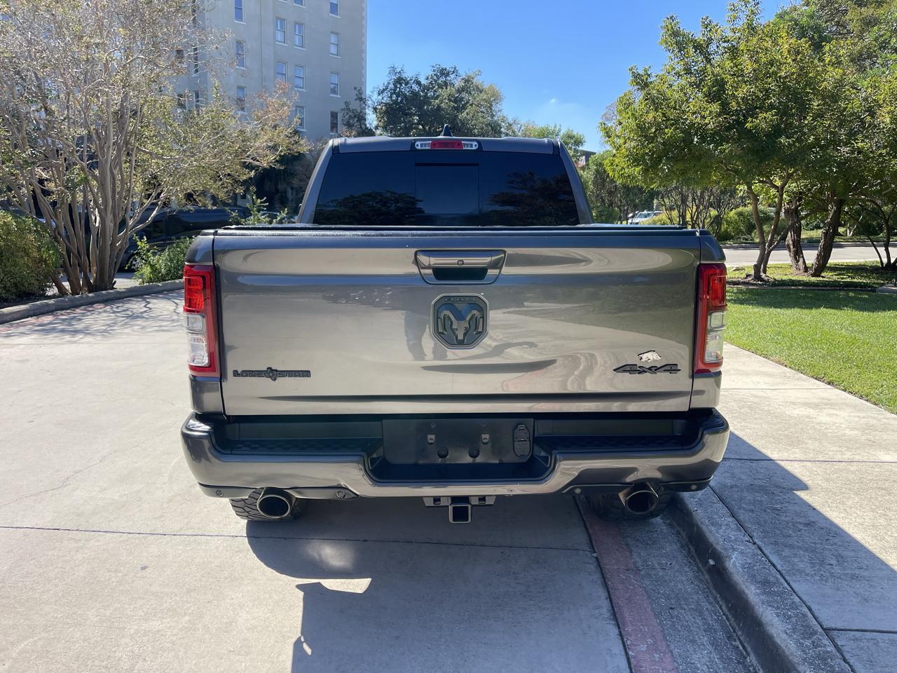 RAM 1500 Lone Star 4x4 Crew Cab 5'7" Box 2022