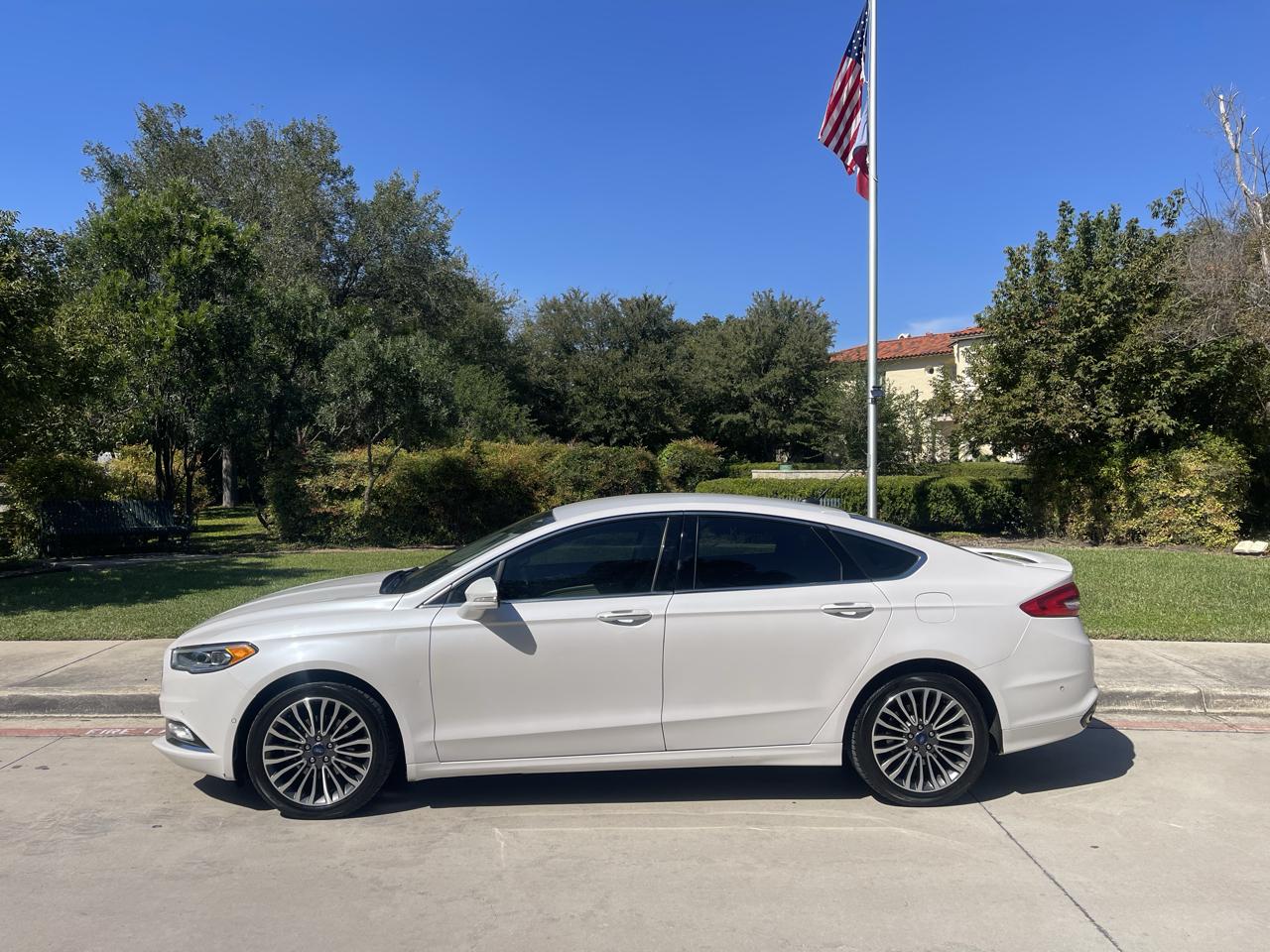 Ford Fusion Titanium AWD 2017