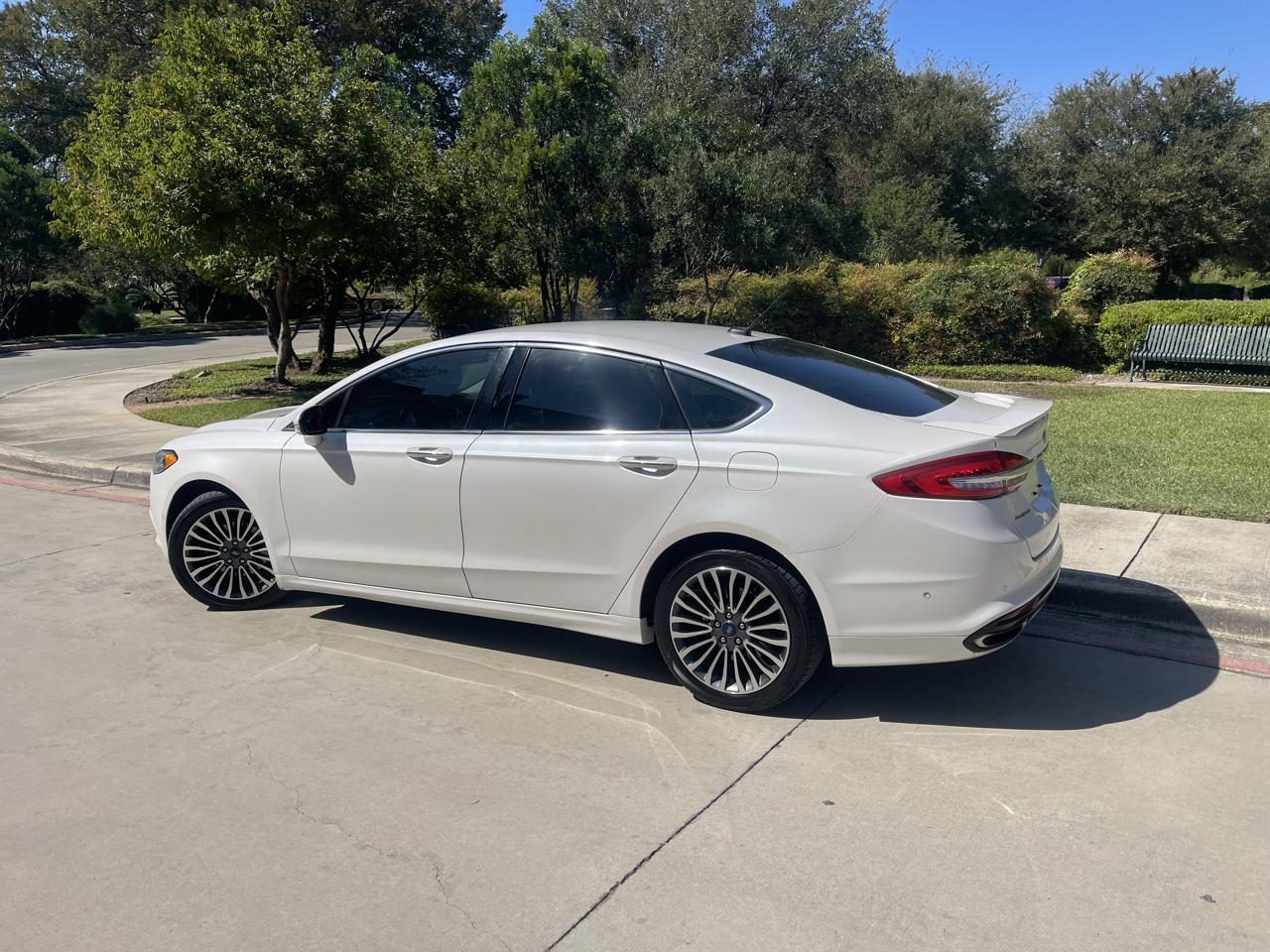 Ford Fusion Titanium AWD 2017