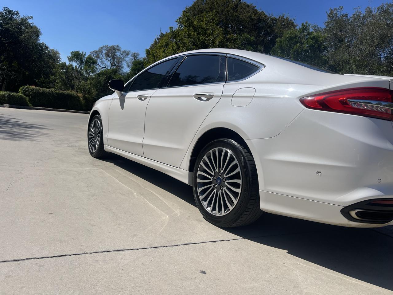 Ford Fusion Titanium AWD 2017