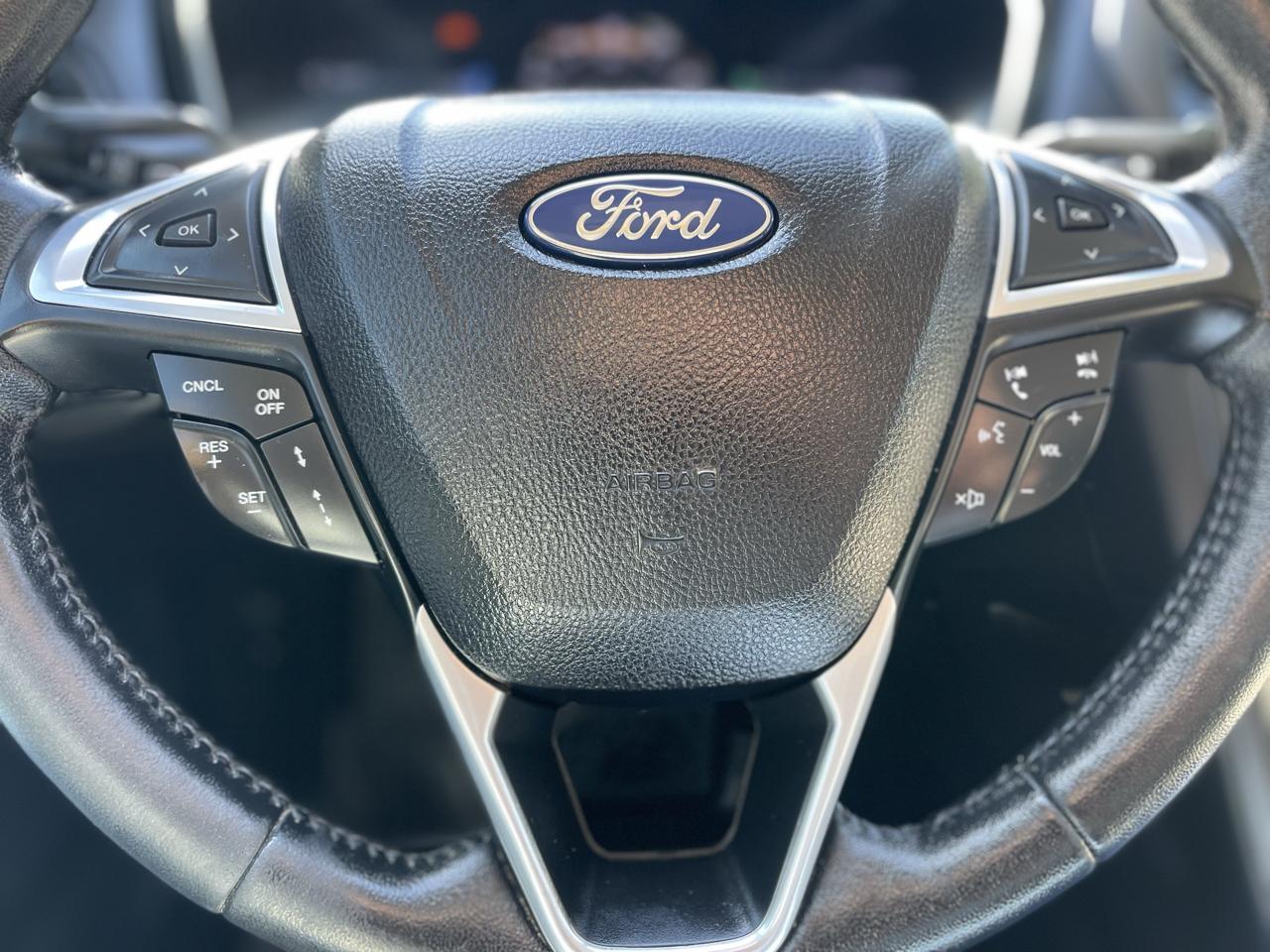 Ford Fusion Titanium AWD 2017