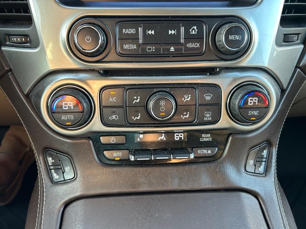 Chevrolet Tahoe  2015