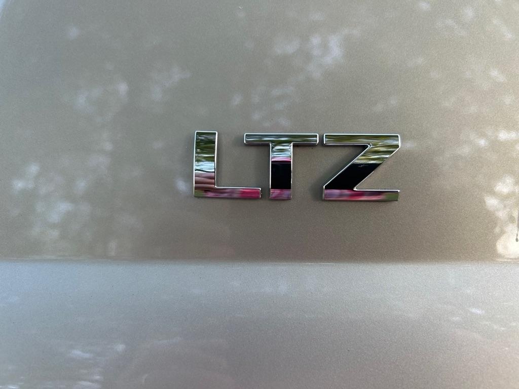 Chevrolet Tahoe  2015