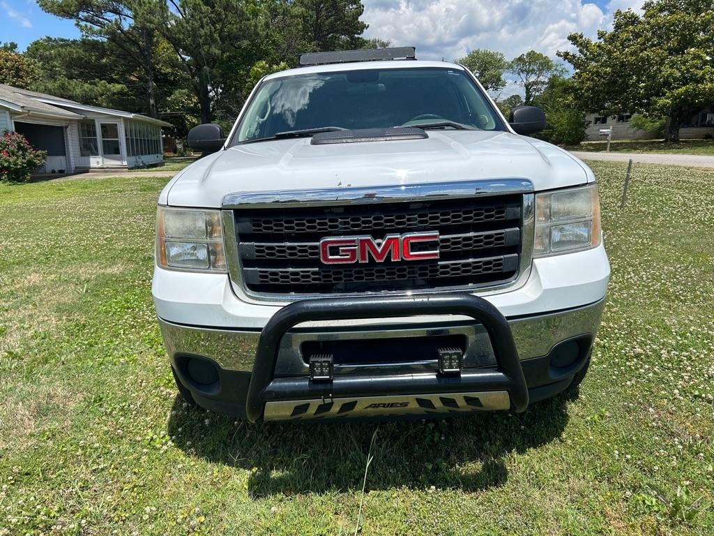 GMC Sierra 2500HD  2011