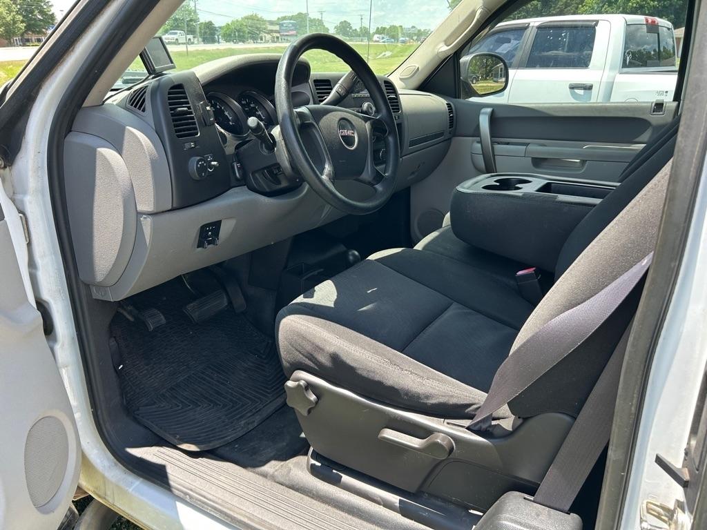 GMC Sierra 2500HD  2011