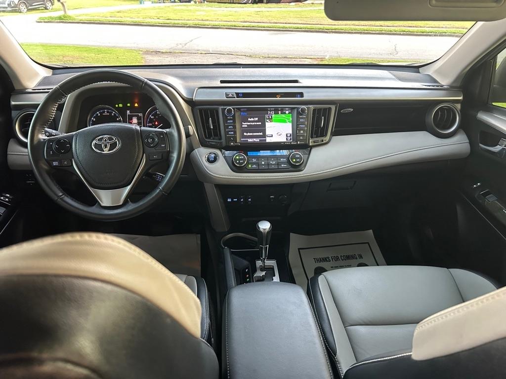 Toyota RAV4  2016