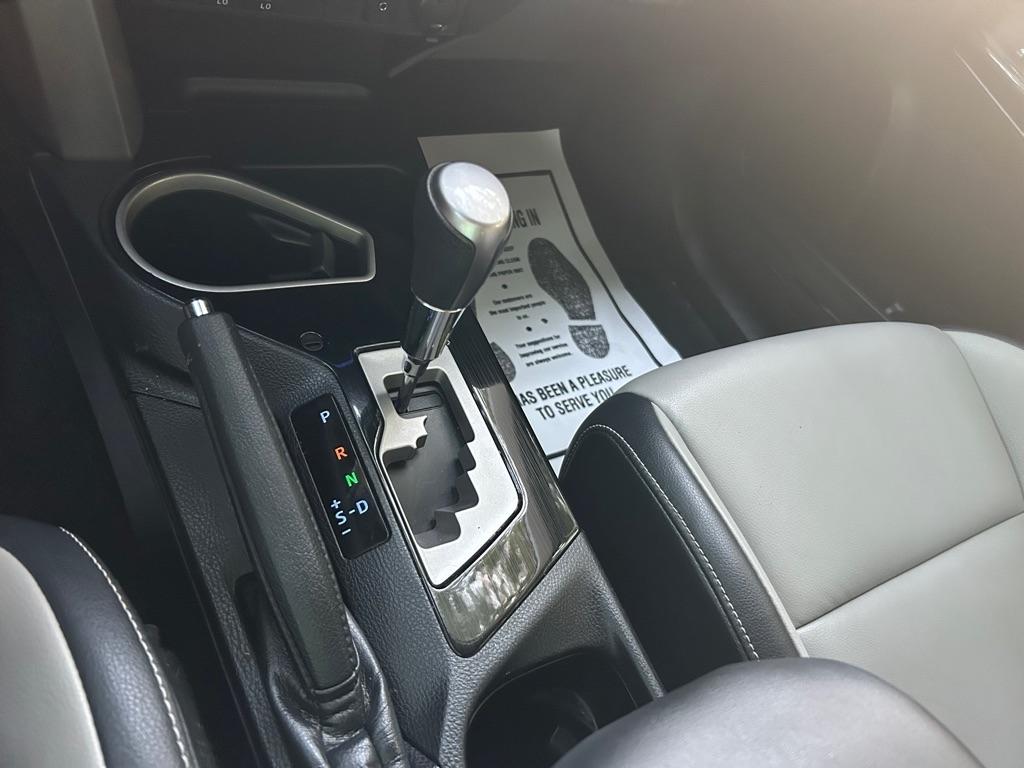 Toyota RAV4  2016