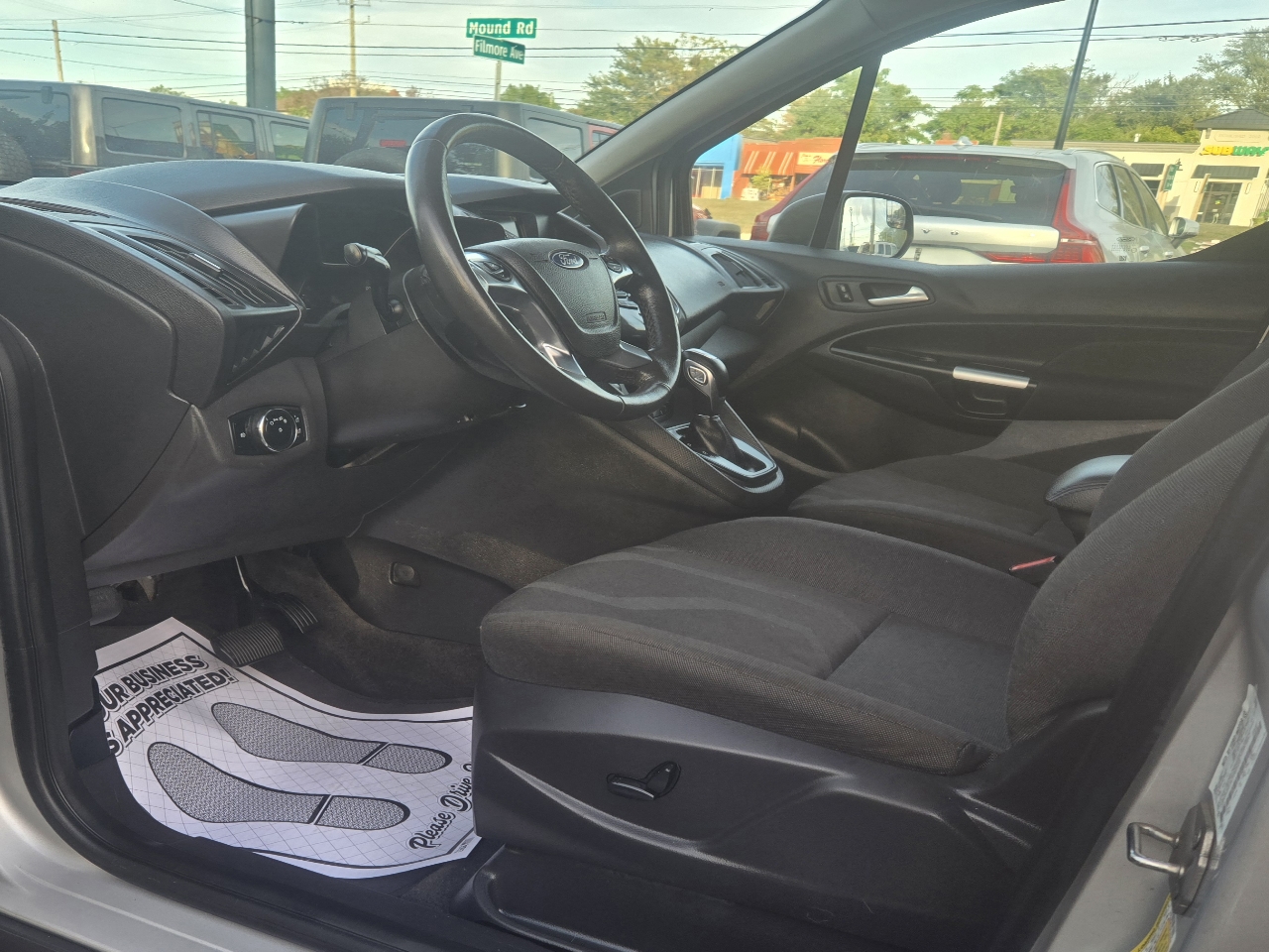 2018 Ford Transit Connect XLT photo 2