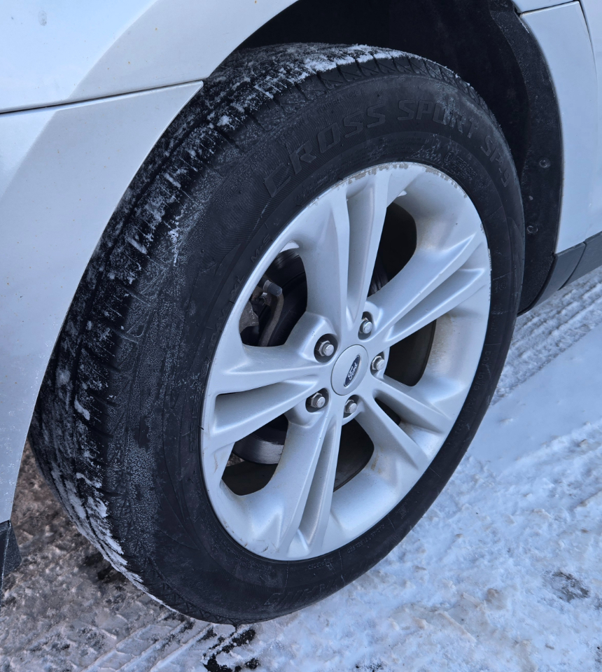 Ford Taurus SEL FWD 2016