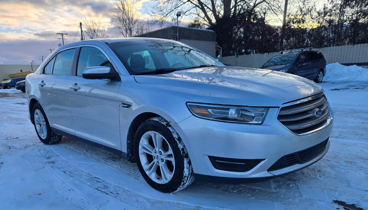 Ford Taurus  2016