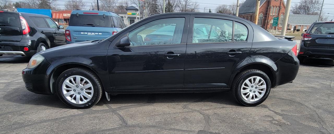Chevrolet Cobalt  2010