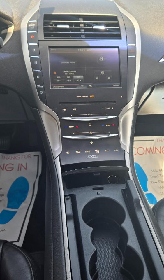 Lincoln MKZ Base AWD 2014