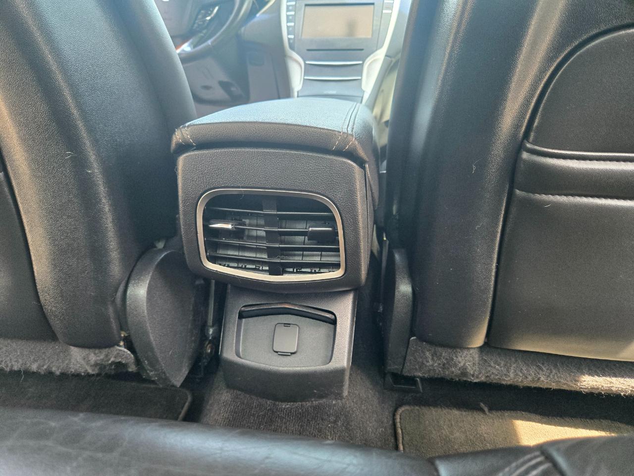 Lincoln MKZ Base AWD 2014