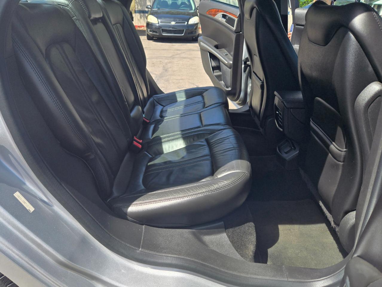 Lincoln MKZ Base AWD 2014