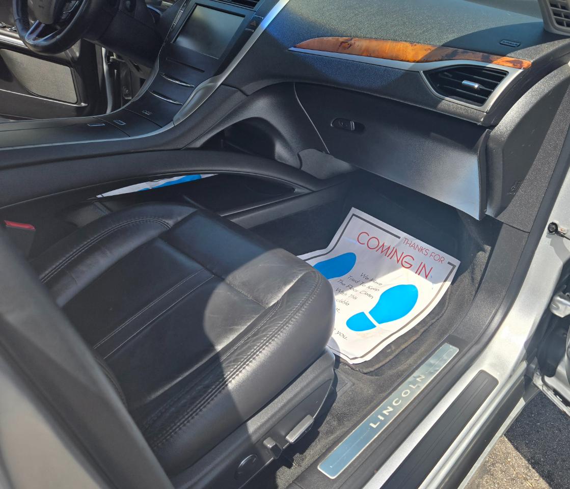 Lincoln MKZ Base AWD 2014