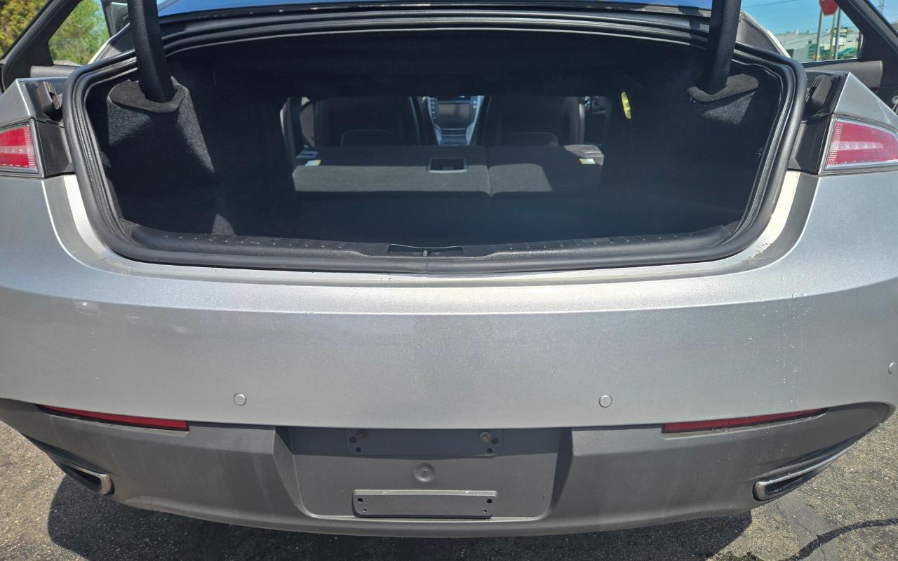 Lincoln MKZ Base AWD 2014