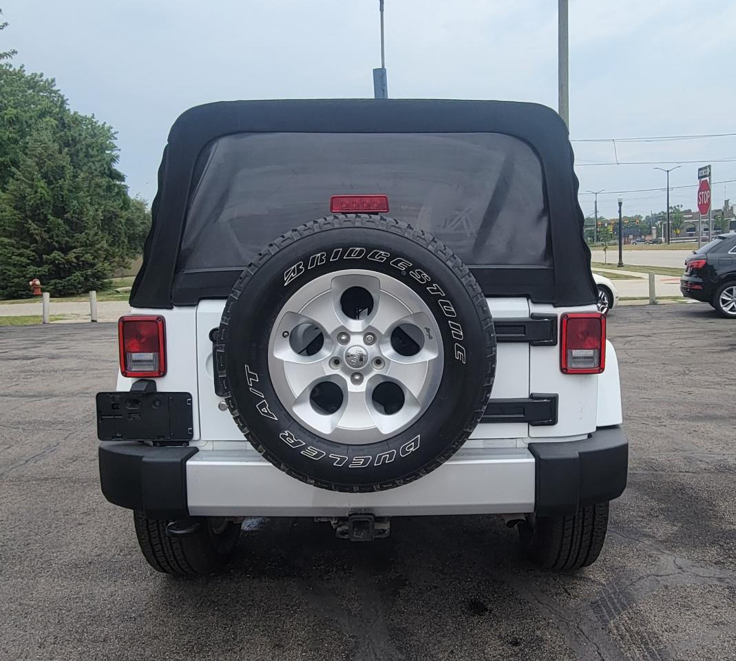 Jeep Wrangler Unlimited Sahara 2014